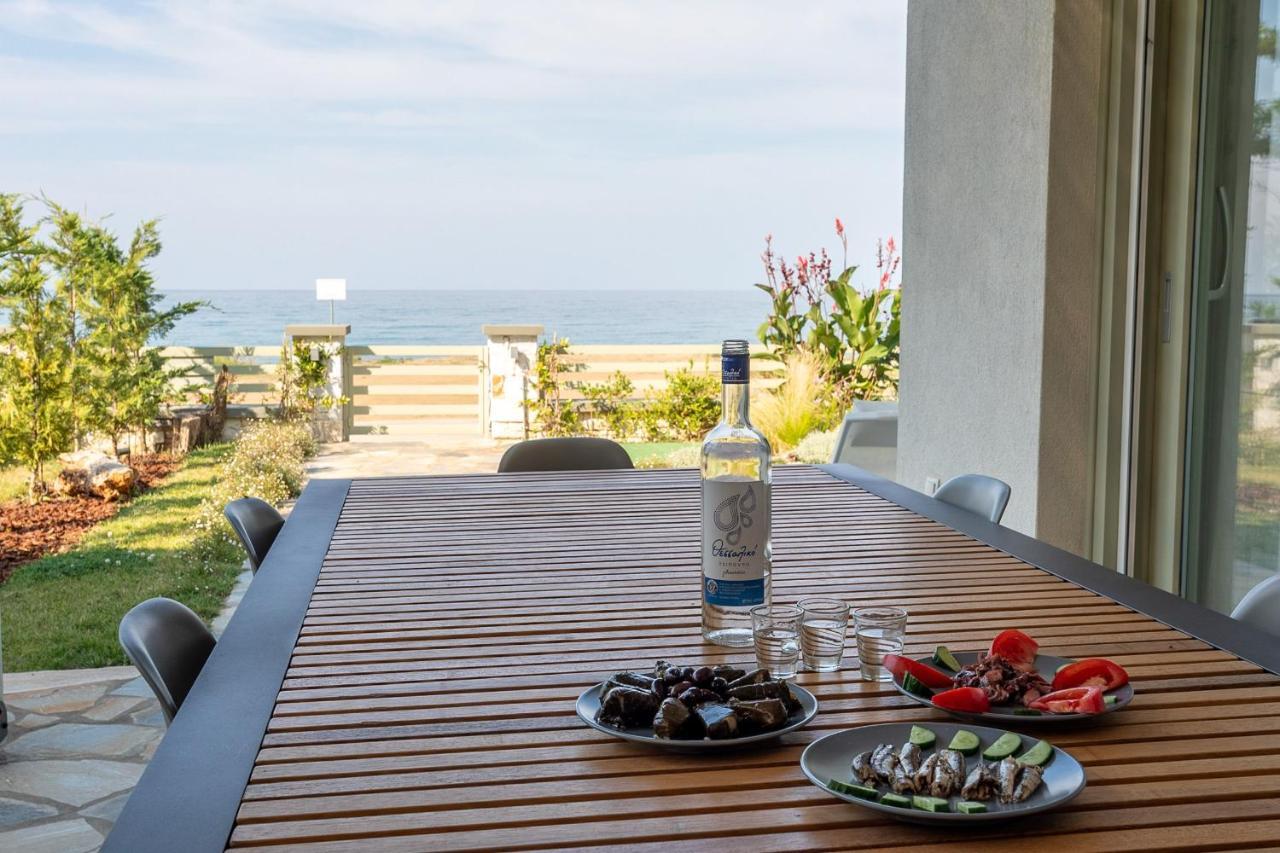 Sea And Sun Luxury Pools' Villas Chorefton Exterior foto